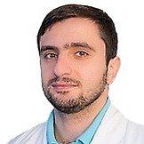 Врач Айдинов Александр Александрович