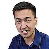 Врач Аскаров Айбек Инамжонович