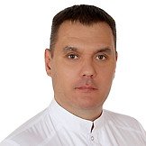 Врач Чиняев Денис Сергеевич