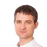 Врач Чмыров Роман Александрович