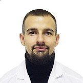 Врач Емельянов Евгений Викторович