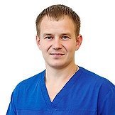 Врач Лазарев Владимир Иванович