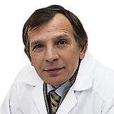 Врач Петров Сергей Анатольевич