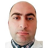 Врач Рустамов Рафаил Рустамович