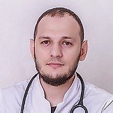 Врач Саитов Ильяс Резванович