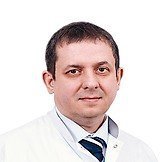 Врач Захаров Антон Николаевич
